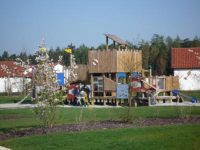 legoland-park-e4-feriendorf-spielplatz